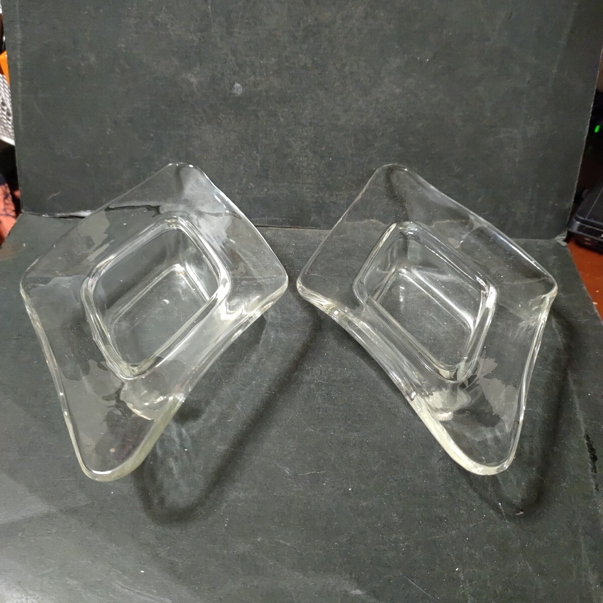 ガラス 灰皿 2個拍卖
