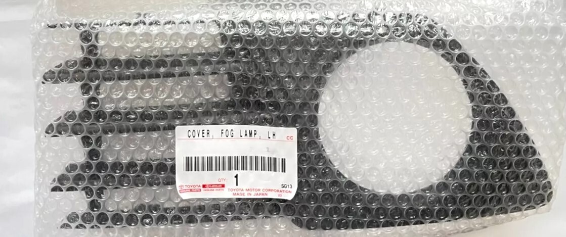 ●未使用 トヨタ KGJ10 NGJ10 IQ 純正 フォグランプ カバー LH TOYOTA Fog lamp cover LH拍卖
