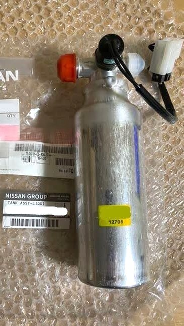 ●未使用 日産 R32 HCR32 HNR32 スカイライン 純正 エアコン コンデンサー リキッドタンク ASSY NISSAN Tank assembly, liquid拍卖