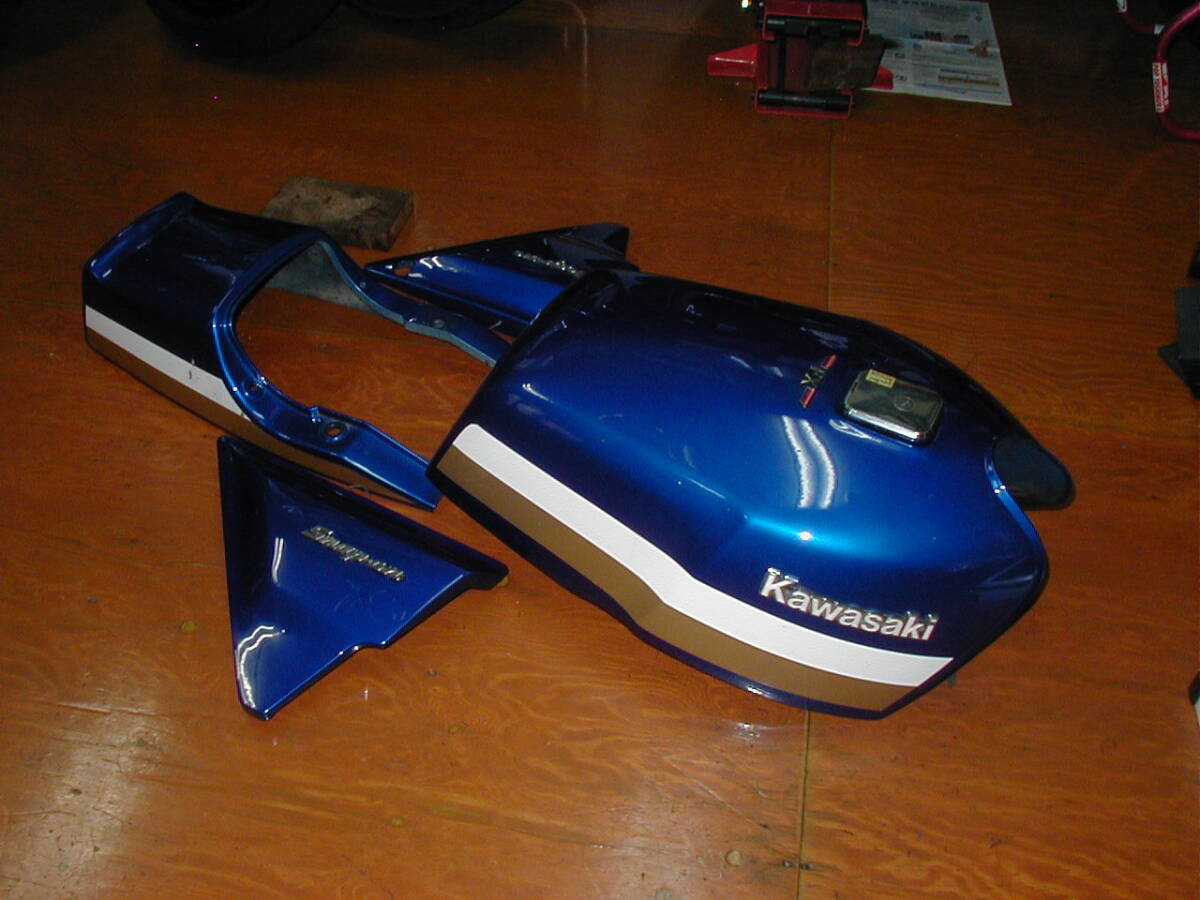 ■Z750FX純正外装セット■リペイント美品タンク サイドカバー テールカウル■KZ1000MK.2Z1000HGEZ1R1Z2Z750RSZ900FKZ1000LTDZⅠZⅡZ系Z用拍卖