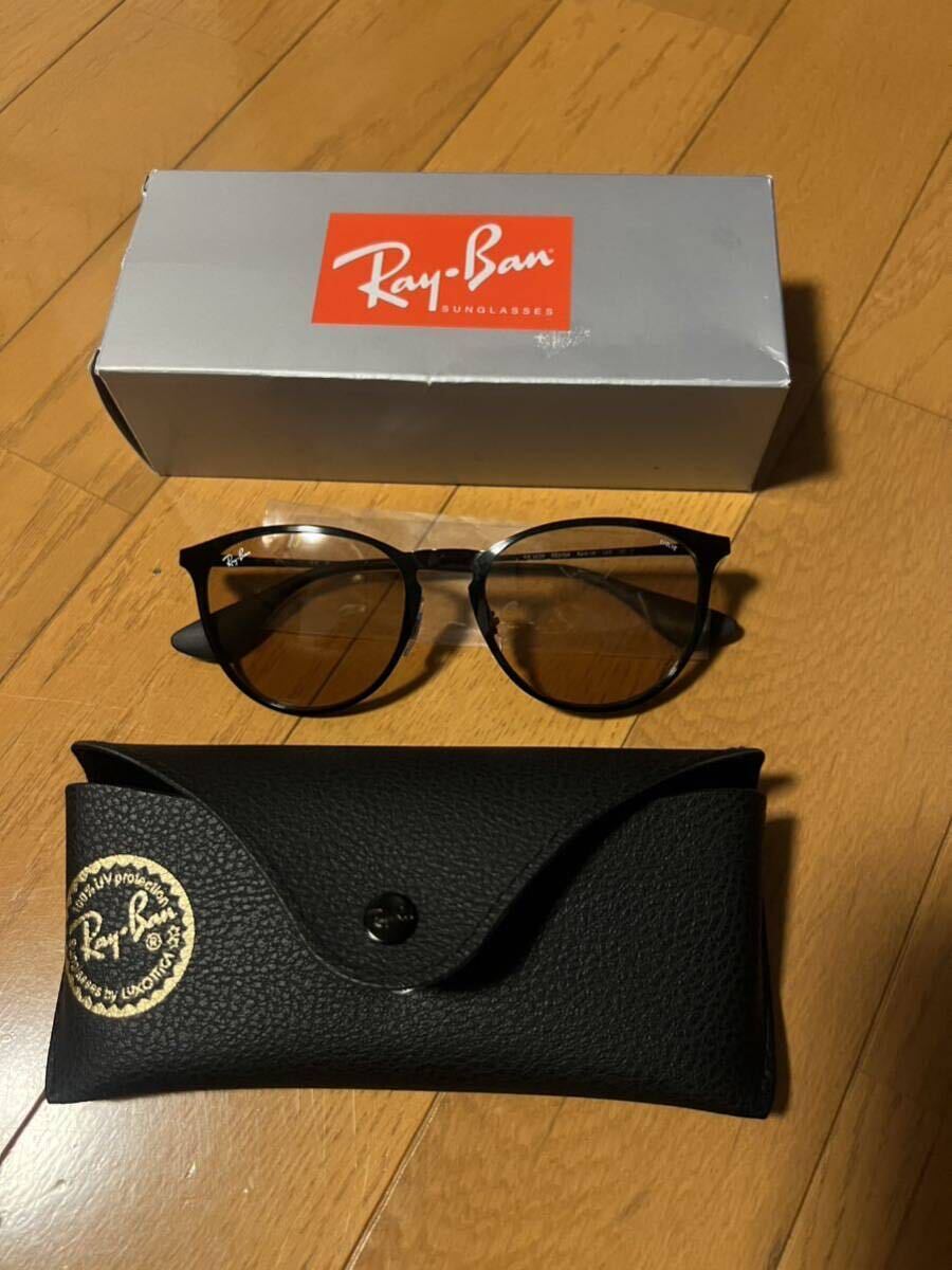 レイバン Ray Ban エリカ RB3539 54□19 ブラウン 新品未使用です。拍卖