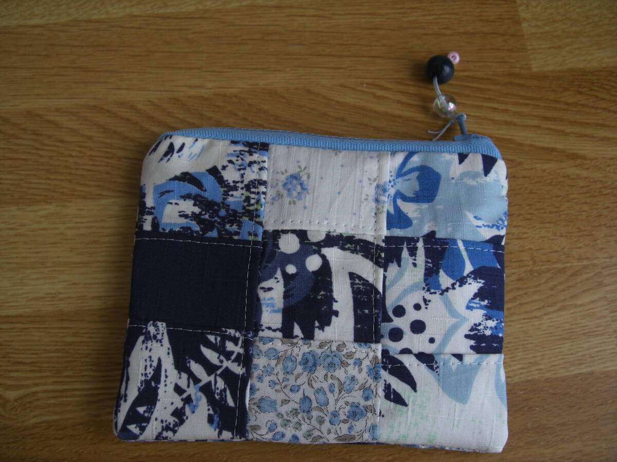 ★ハンドメイド ミニポーチ 小物入れ 青紺白 花 拍卖