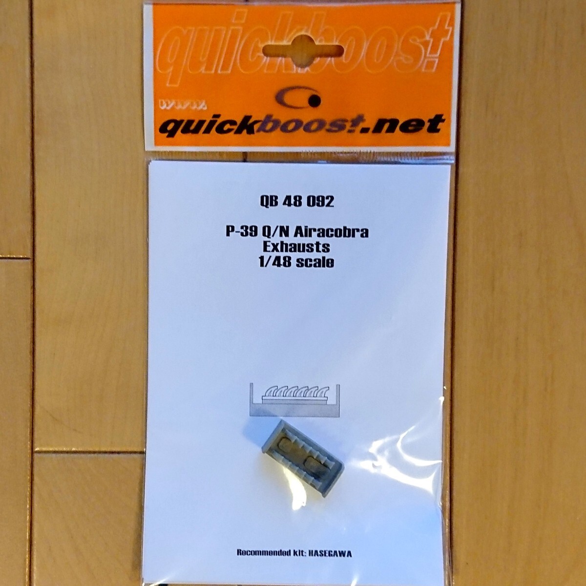 【新品、未開封】quickboost QB48-092 1/48 P-39Q/N Airacobra エアラコブラ Exhausts 排気管 レジン製 コンバージョンパーツ ハセガワ用拍卖