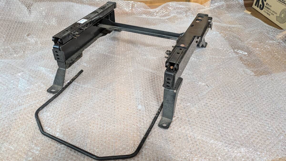 RECARO レカロ エスティマ CR50/55用 シートレール 運転席側 売り切り拍卖