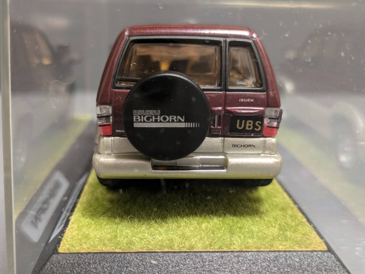 いすゞ ビッグホーン 後期型 ロング UBS 1/43 ミニカー 赤銀 ワインレッド/シルバー Rakachi ISUZU BIGHORN モデルカー拍卖