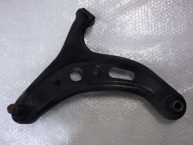 ★スバル BRZ S ZC6 前期★フロント 右 ロアアーム 純正 中古 20202CA002拍卖