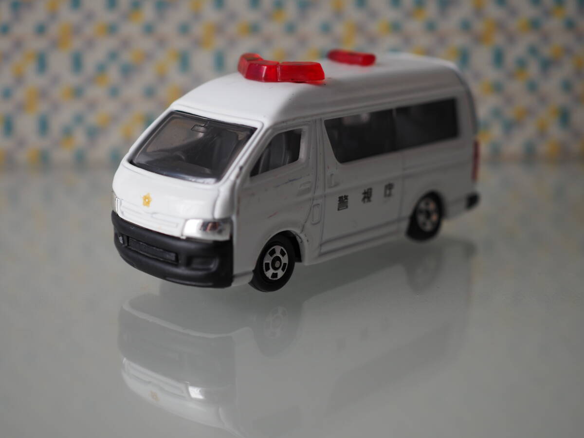【トミカ】 警視庁 トヨタ ハイエース 多目的車 TOYOTA HIACE 2005 TOMICA 拍卖