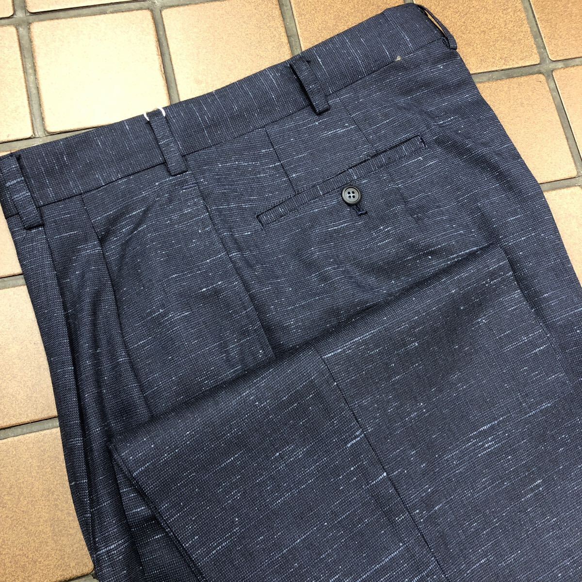 新品☆未使用 希少デザイン W97cm ネイビー ゆったり系 スラックス カジュアルパンツ ゴルフウェア GOLFパンツ 2タック ふわさら生地拍卖