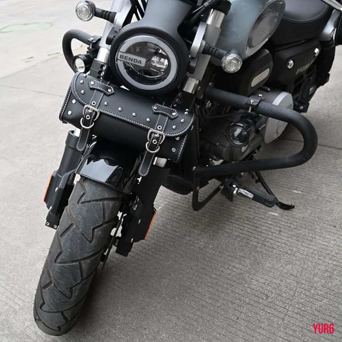 スタッズがお洒落な レザー ツールバッグ ヴィンテージ感 取付簡単 ツーリング バイク 収納 ブラック フロント 小物収納 バイカー 拍卖