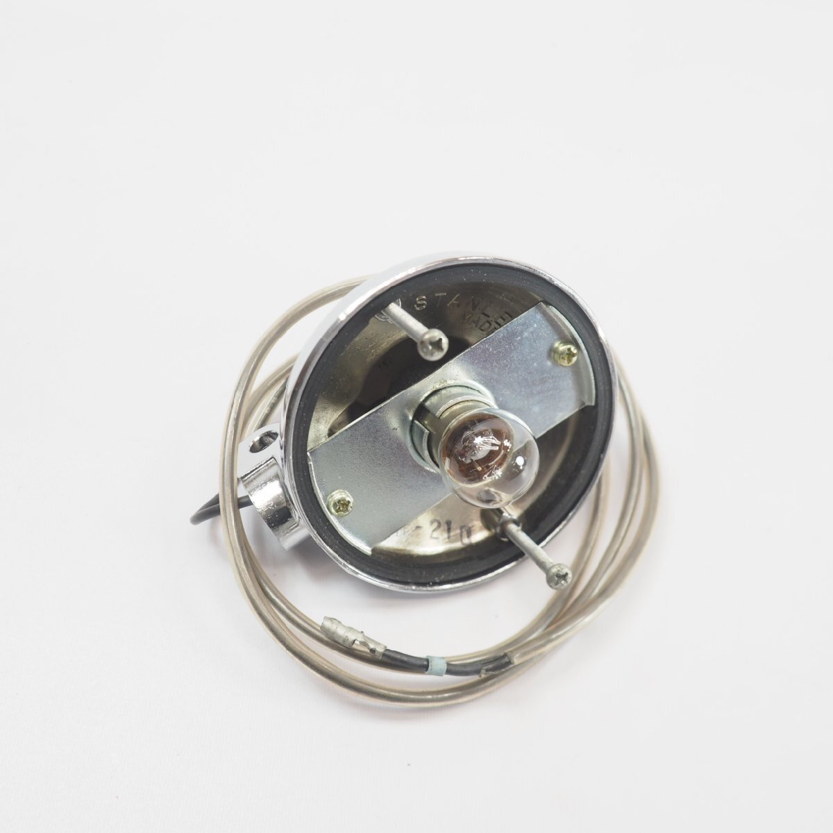 未使用ホンダ純正ウインカー ボディ1個 6V ベンリー50 SS50 CD50 CD90 CD125 CS90 CL50 CL90 XE50 XE75 TL50拍卖