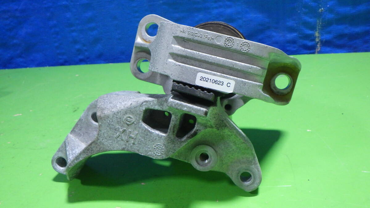 60805-1 ノート E13 エンジンマウント アルミ 20210623 XH 純正 中古 棚X-7拍卖