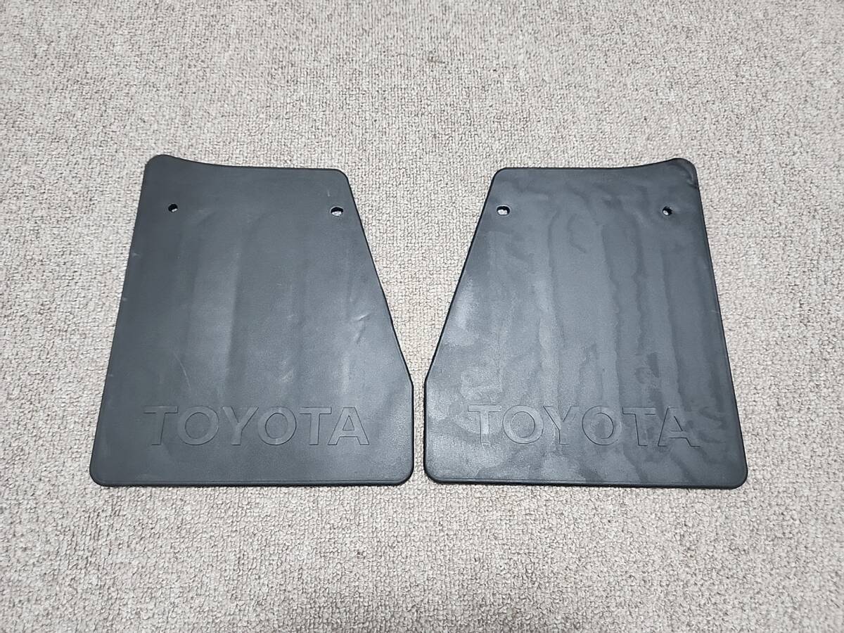 TOYOTA トヨタ マッドフラップ 泥除け マッドガード スプラッシュ ハイラックス ピックアップトラック 旧車 黒 80 ブリハイ 純正タイプ?拍卖