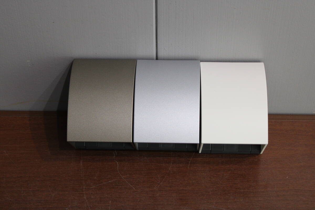 Y7☆9 未使用 メーカー不明 詳細不明 EV/PHEV充電用 200V用 接地屋外コンセントカバー 3個セット ※柄選べません 20731K01拍卖