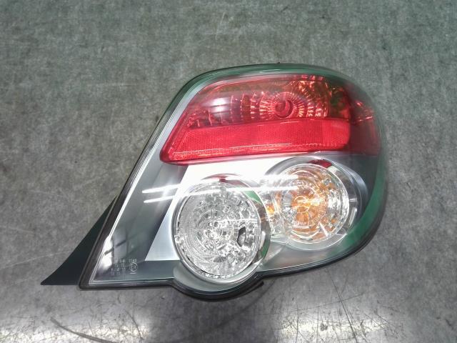 インプレッサ TA-GG3 右テールランプ 15I 4WD 84201FE500拍卖
