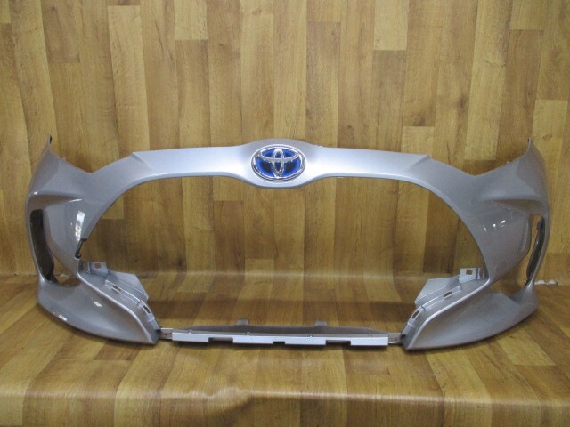 E1/ KSP210/MXPA10/MXPA15/MXPH10/MXPH15ヤリス純正フロントバンパー52119-52E70拍卖