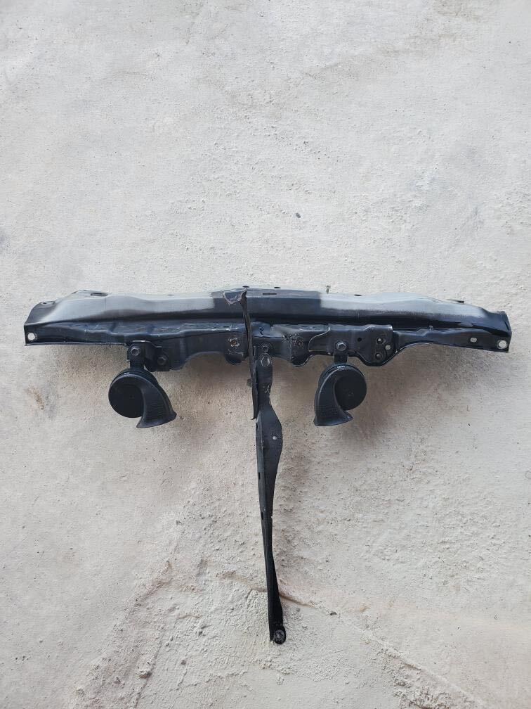 クラウン ハイブリッド(AWS210)アスリート. アッパーコアジャンク拍卖