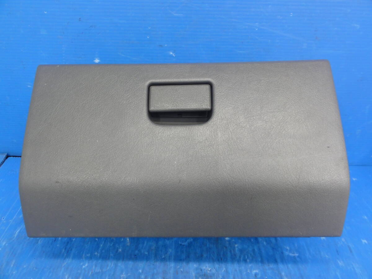 ☆平成20年車 三菱 U61V ミニキャブ グローブボックス 小物入れ 純正☆F28443 m拍卖