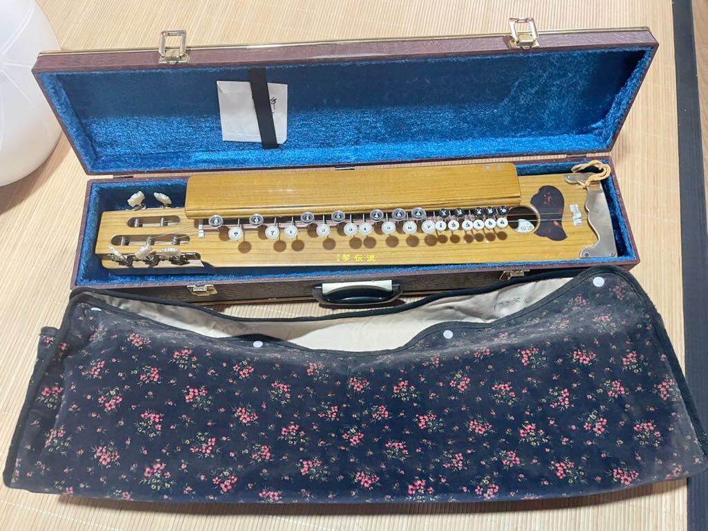 琴伝流 大正琴 敷島 和楽器 ケース付 現状品拍卖