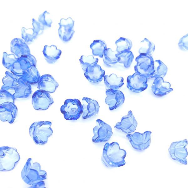 涼しげなお花のアクリルビーズ  12g 約50個 クリアブルー拍卖