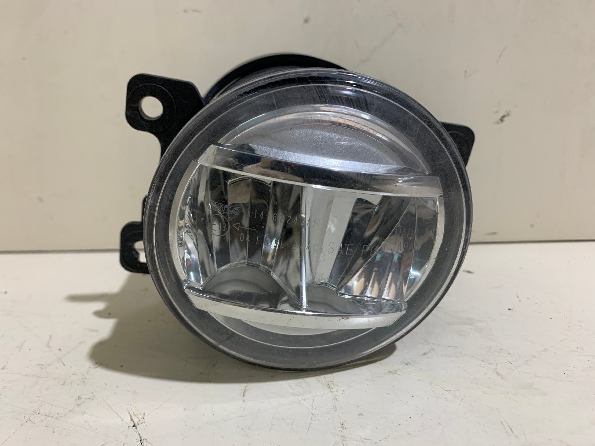 HONDA ホンダ フィット DBA-GK3 右フォグランプ 右 R 運転席側 フォグランプ フォグライト フォグ KOITO 114-62242AR 33900-TEY-Y01拍卖