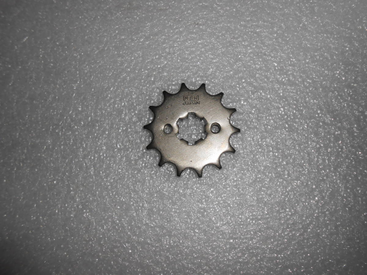 #スズキ RV90 新品フロントスプロケット 14T バンバン90 日本製拍卖