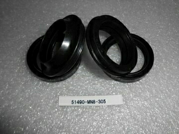 ###高品質 ホンダ・CB400SF (NC31/39)フロントフォークシール 1台分 日本製拍卖