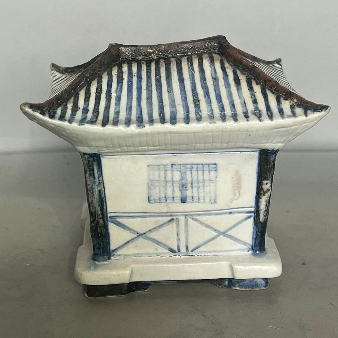 ▼渡鶴羽▼P861珍品旧蔵 朝鮮 高麗磁 朝鮮古陶磁器 古高麗 李朝時代 李朝白磁染付水滴拍卖