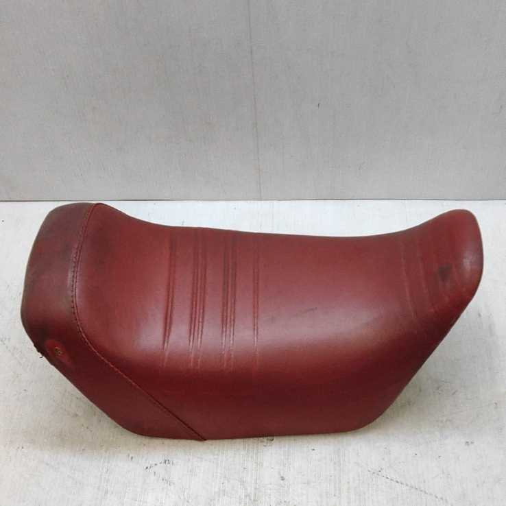 【0121-08】スズキ RG50ガンマ (NA11A?) シート 120拍卖