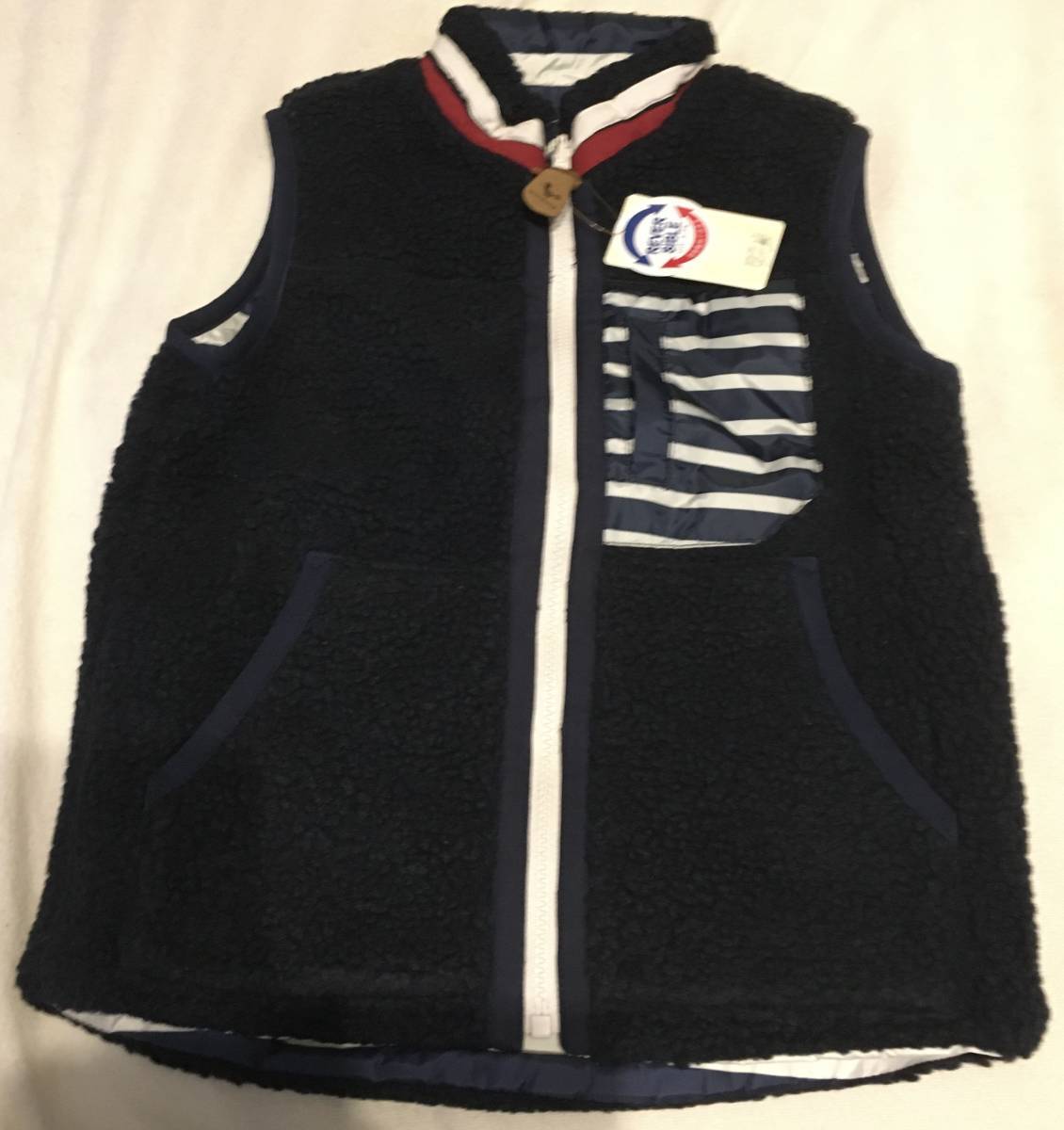 新品 HusHusH ボアフリースベスト ネイビー(093)×ボーダー柄 13(130cm) 定価2189円拍卖