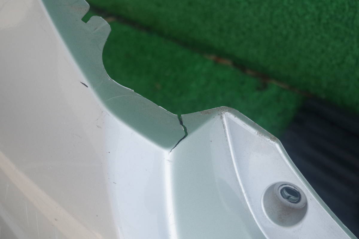 トヨタ ヴィッツ KSP130 リアバンパー拍卖