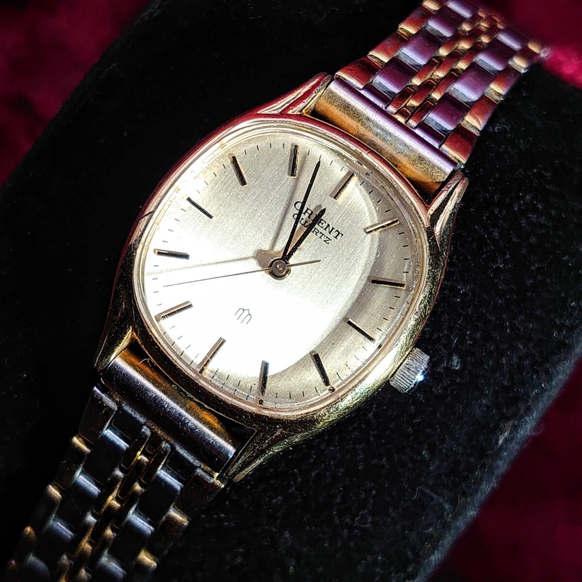 832【動作品】ビンテージ ORIENT アナログ3針 LM515425-20 レディース腕時計 ゴールド×金文字盤 コンビカラーベルト オリエント拍卖