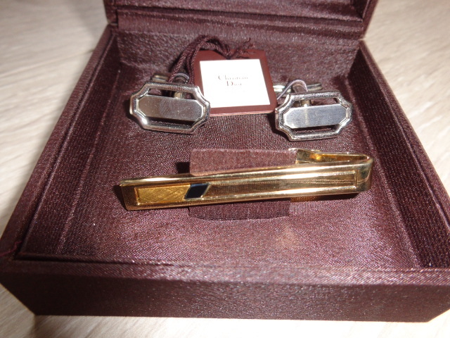 未使用 ディオールカフス グッチ タイピン拍卖