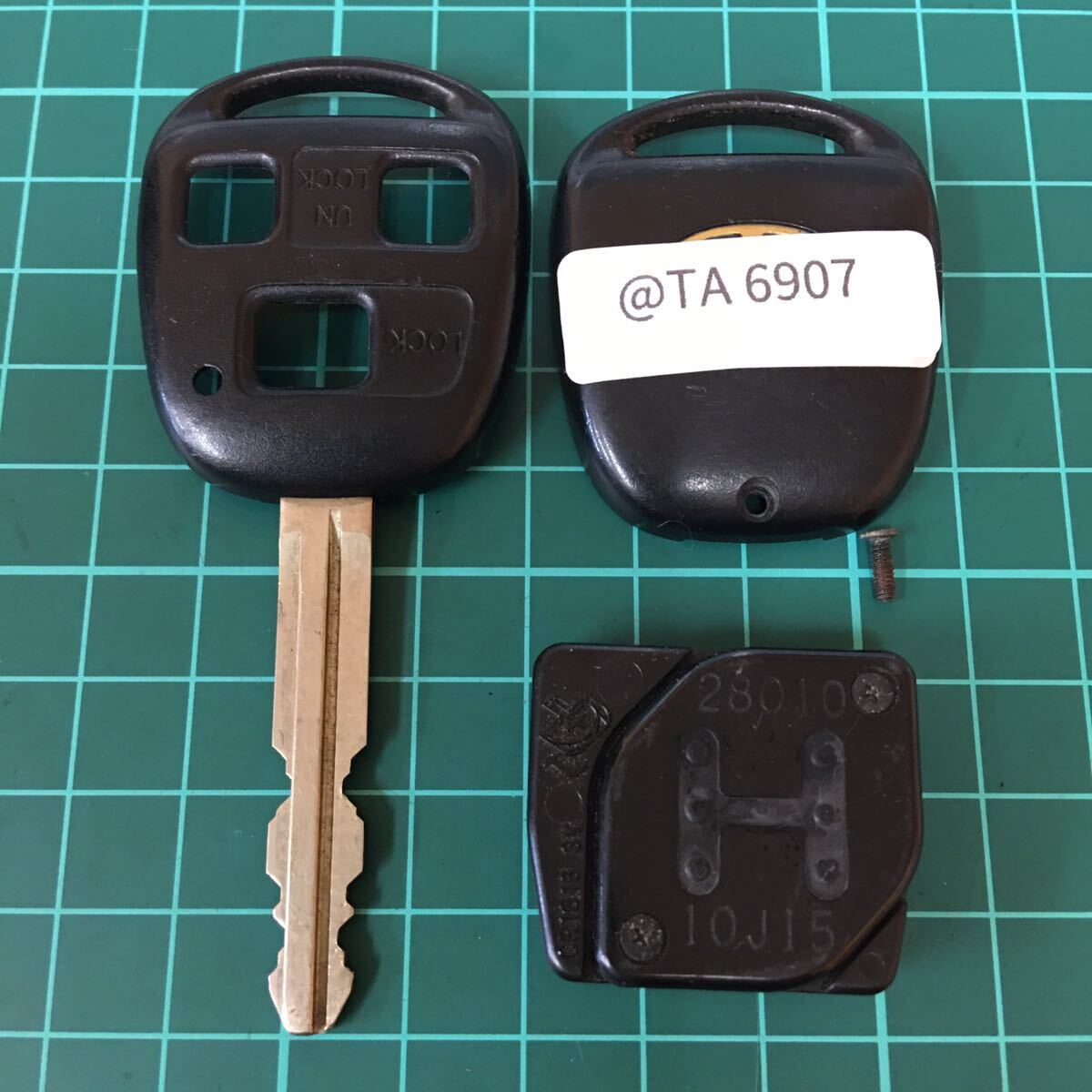 @TA6907 基盤28010トヨタ 純正 キーレス 3ボタン ヴォクシー ノア アルファード ハリアー エスティマ サーフ等リモコン拍卖