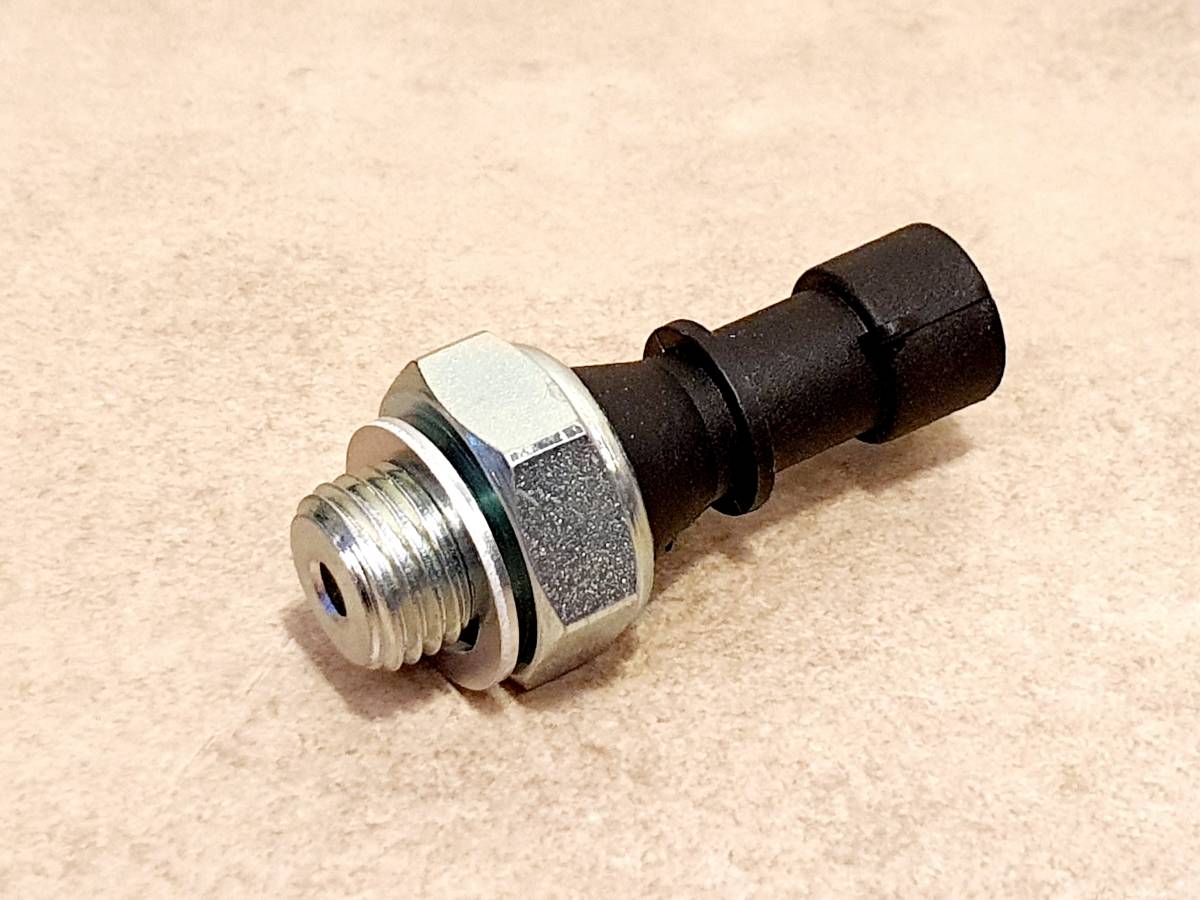 フィアット・500/パンダ/プント/ティーポ/ウーノ/クーボ/フィオリーノ/ドブロ/デュカト 油圧スイッチ拍卖