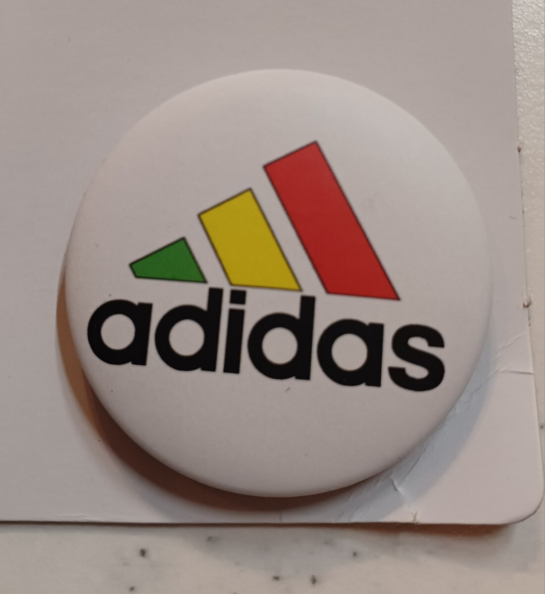 ★アディダス★ 缶バッジ②サイズ44㎜拍卖