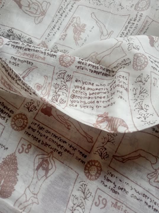 ハタヨガ 学ぶスカーフ White &Brown拍卖