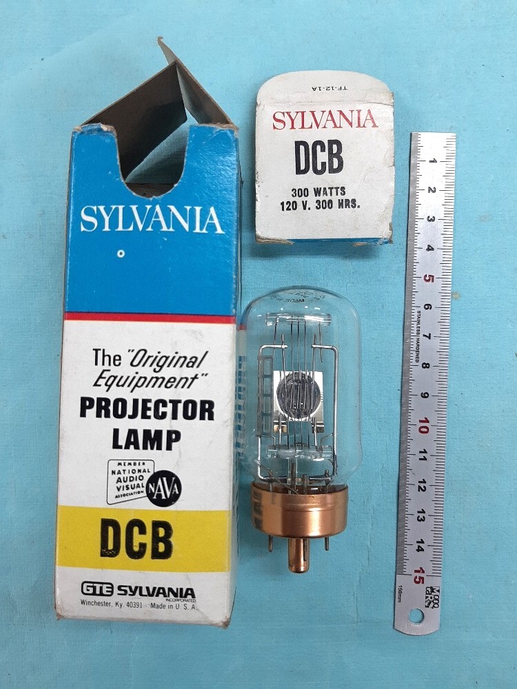 即決あり■SYLVANIA DCB プロジェクター ランプ (PROJECTOR LAMP) 未使用品 数量2拍卖
