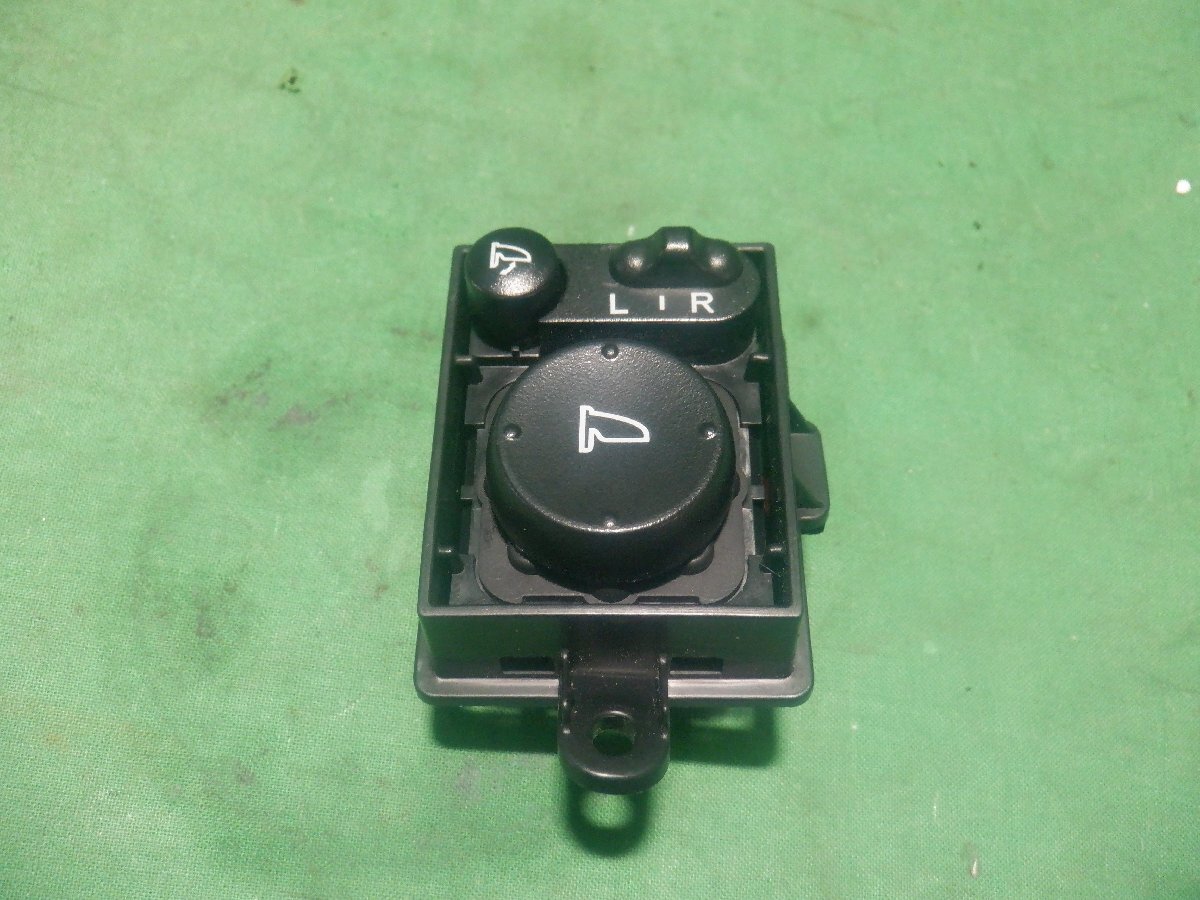 【A】ホンダ フィット GP1 純正 ドアミラースイッチ拍卖