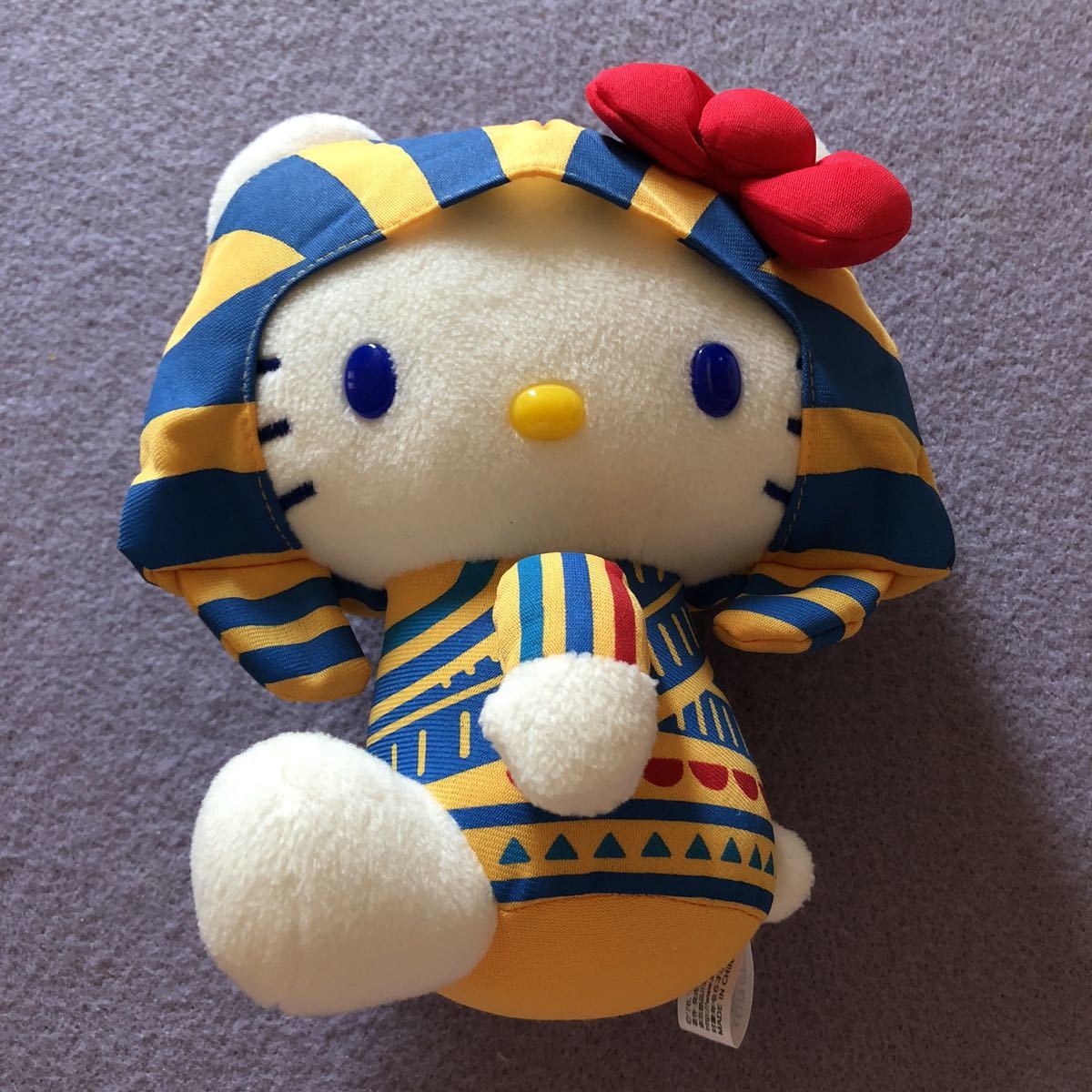 激レア限定品 サンリオ ハローキティ 2012年ツタンカーメン展 ファラオキティ ぬいぐるみ拍卖