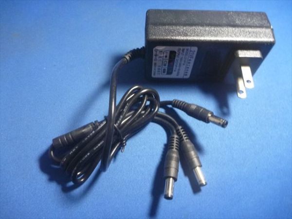 マキタバッテリー用充電器 3本同時充電可能タイプ 別途出品中のマキタ互換電池制作キットに使える充電器、マキタ電池自作、実験、DIYに拍卖