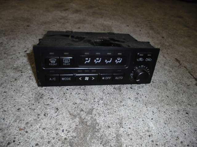 トヨタ チェイサー・クレスタ・マークⅡ100系用 A/Cコントロールパネル (0105)拍卖