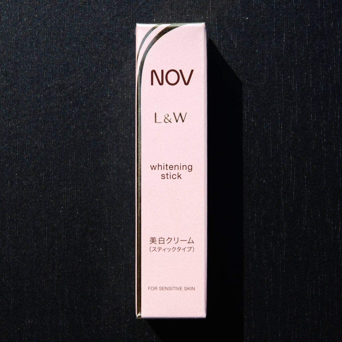 NOV ノブ L&W ホワイトニングスティック 美白クリーム拍卖
