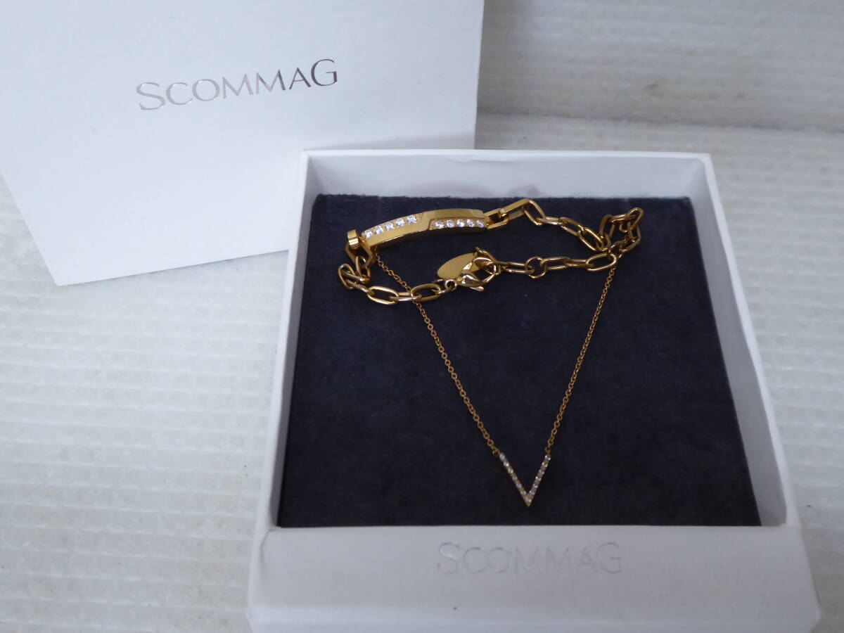 SCOMMAG エスカマジー スワロフスキー V字ネックレス プレートブレスレット 定形外郵便全国一律390円 B1-MA拍卖