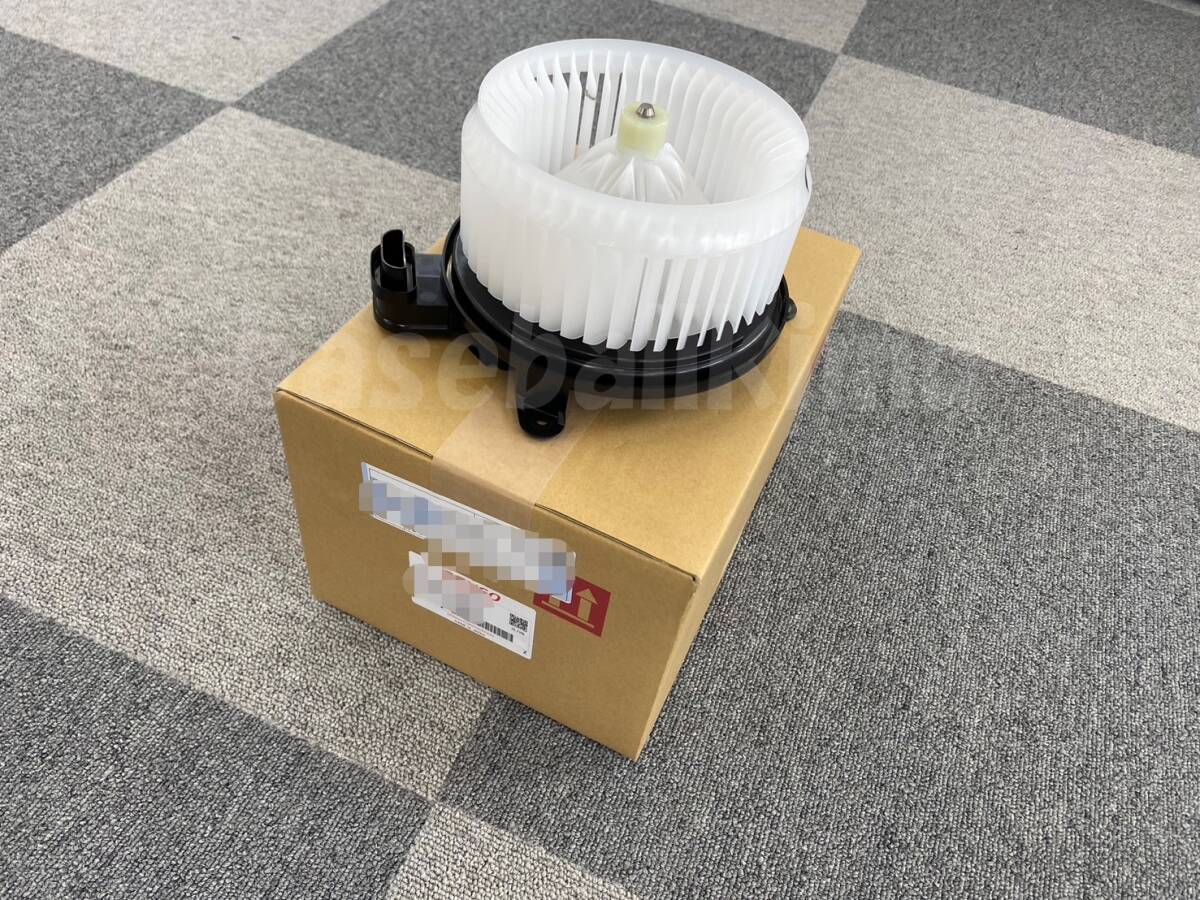 ■新品■トヨタ純正 TOYOTA デンソー ミライ レクサス CT200H HS250H用 ヒーターモーター ブロアモーター ファン付き拍卖