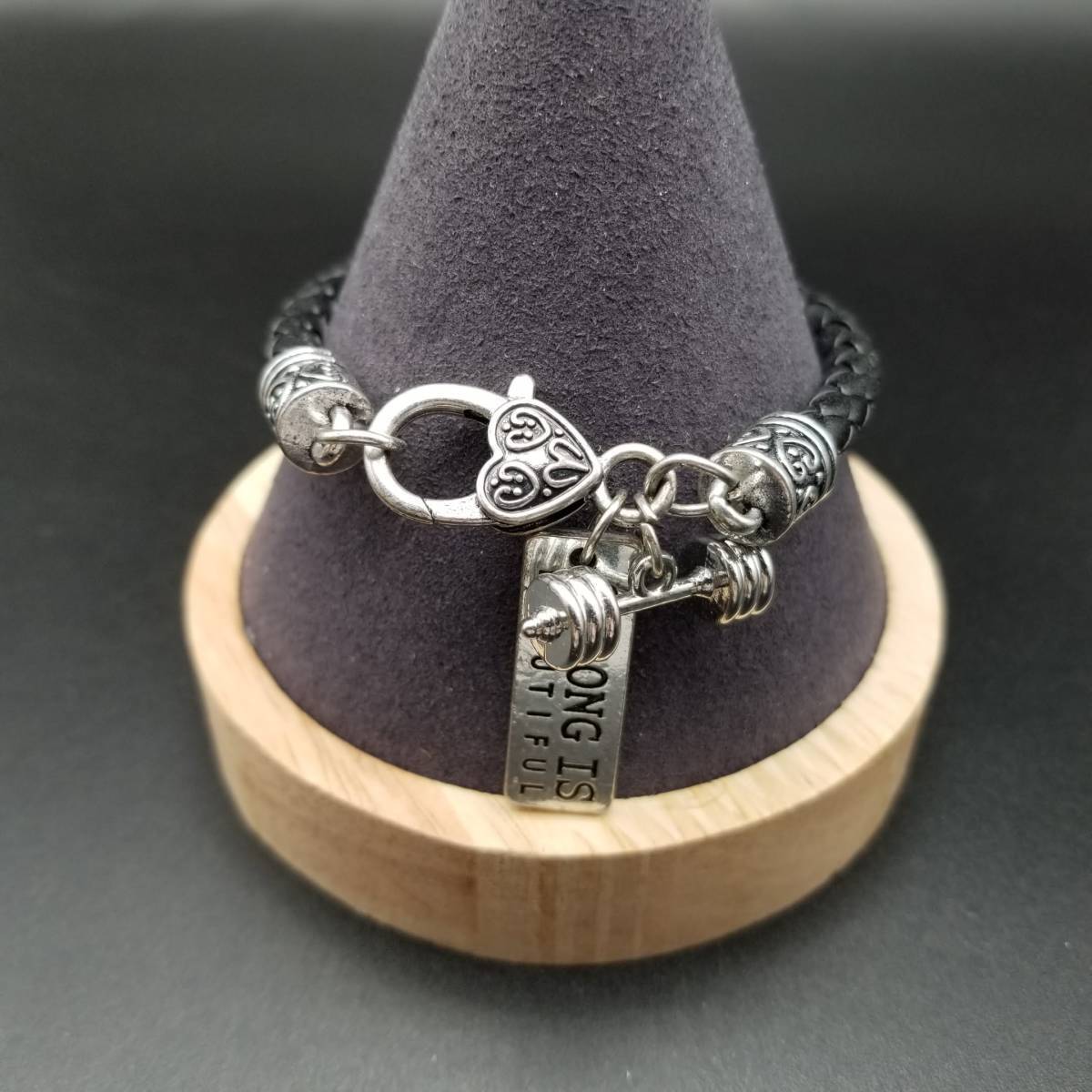 ダンベル チャーム Strong is Beautiful ヴィンテージ ブレスレット レトロ 黒 ロープ編み TJE3拍卖