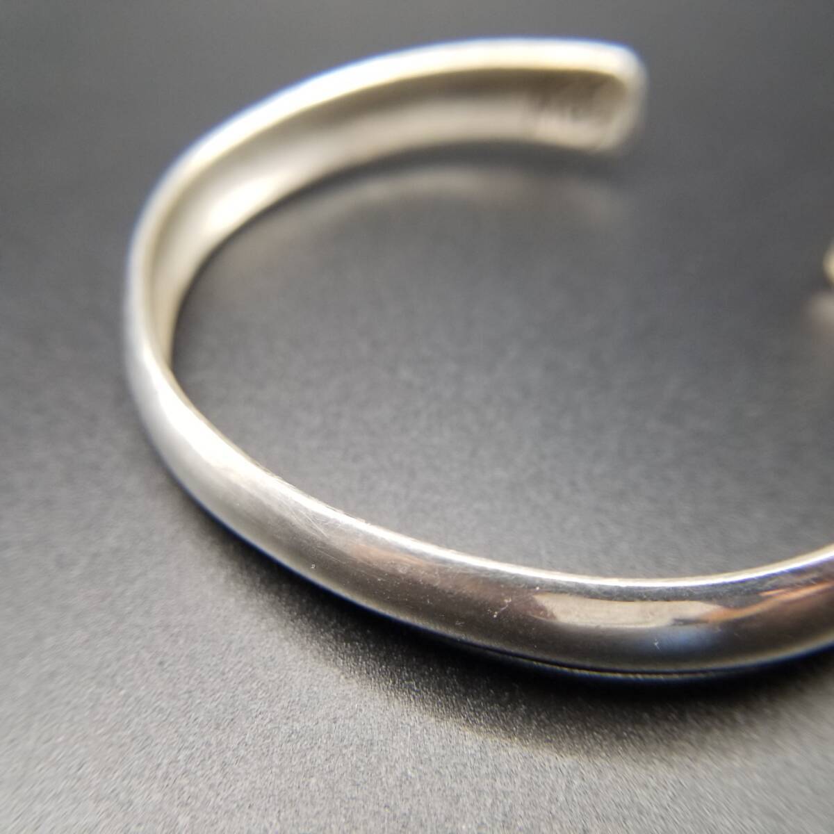 シンプル スタイリッシュ 925 シルバー ヴィンテージ カフブレスレット 銀 バングル 中太 装飾なし 定番 サウスウェスタンスタイル Y18-S拍卖