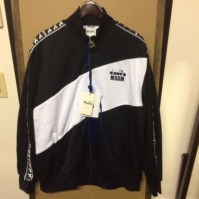 【新品】MSGM×diadora コラボジャージ52 XLサイズ拍卖