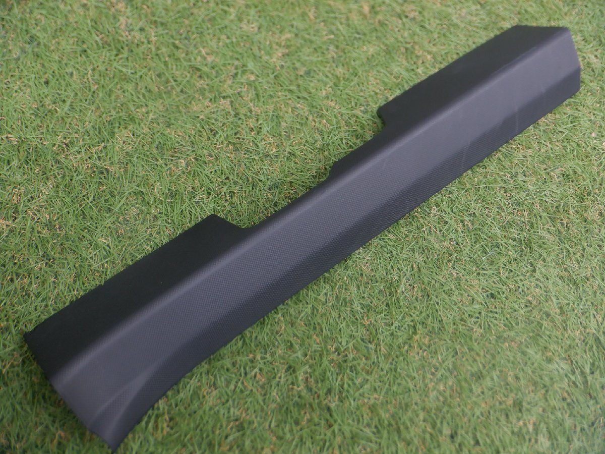 新車外し品 トヨタ純正 A200A A210A ライズ RIZE スカッフプレート パネル 67913-B1070 フロント 右側 m-24-8-92拍卖