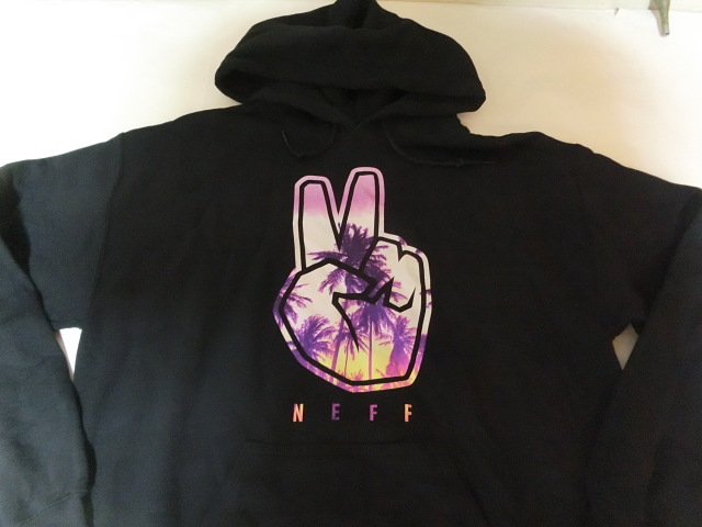 USA購入 人気ストリート系アメカジブランド ネフ【NEFF】ヤシの木 ピースロゴプリント入り プルオーバー パーカーUS M 新品未使用品拍卖
