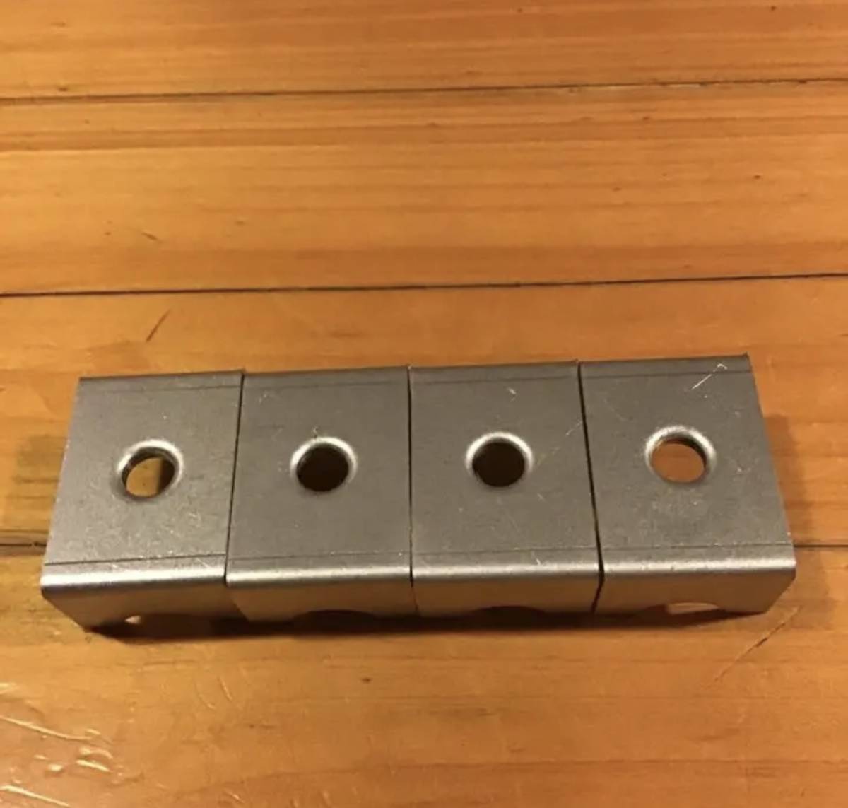 バイクタンデムベルト 取り付け金具 安心の国内製作 四ケセット 一台分 CB750F CBR400F VT250F CB400F CBX750F CB250T CB400SF 拍卖